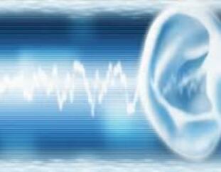binaural beats and isochronic tones sound waves going into the ear